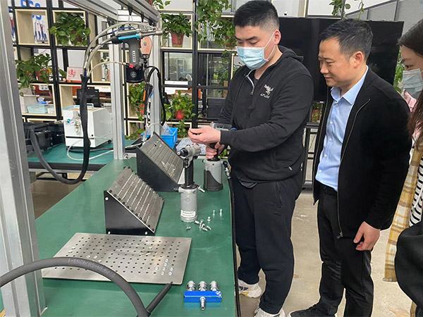 看片91APP组织员工学习博尔豪夫的先进技术